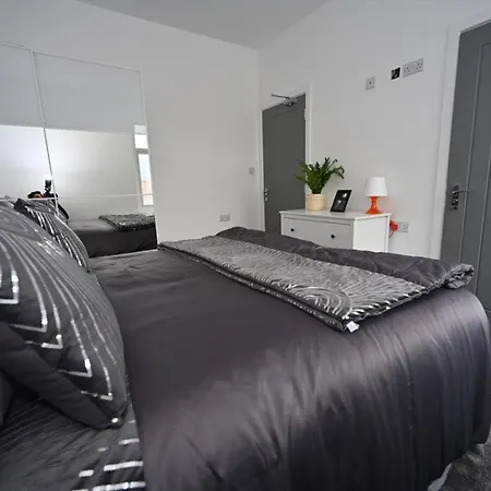 Kunda House Galton Bridge Guest house Birmingham